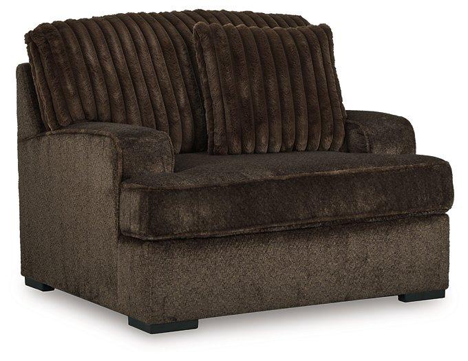Aylesworth Upholstery Package - Golden Home Furniture (Columbus, OH) - Multi Location