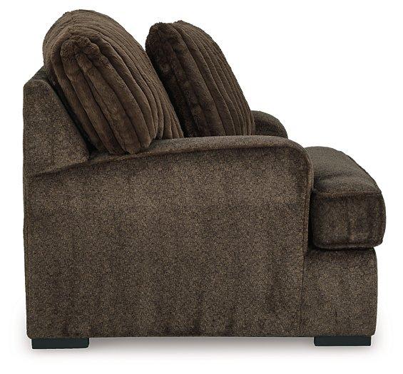 Aylesworth Upholstery Package - Golden Home Furniture (Columbus, OH) - Multi Location