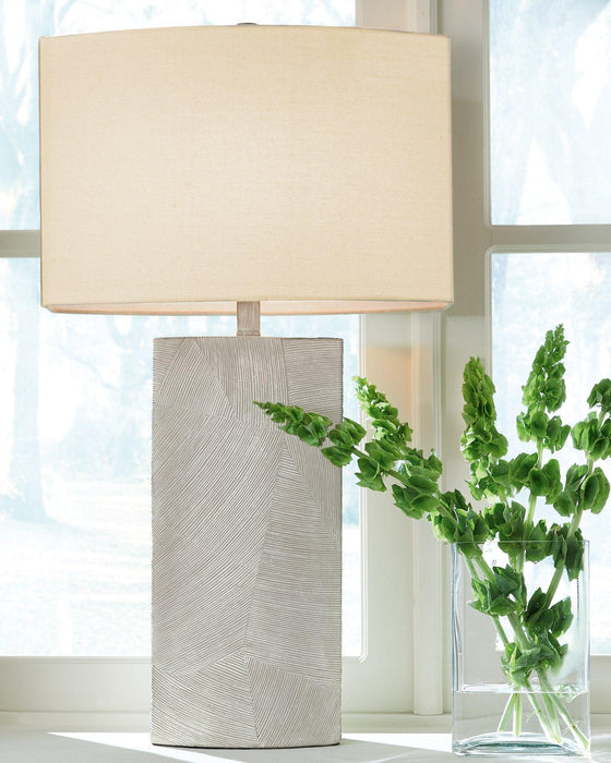 Bradard Lamp Set - Golden Home Furniture (Columbus, OH) - Multi Location