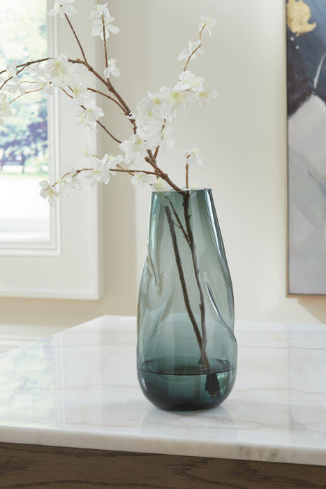 Beamund Vase (Set of 2) - Golden Home Furniture (Columbus, OH) - Multi Location